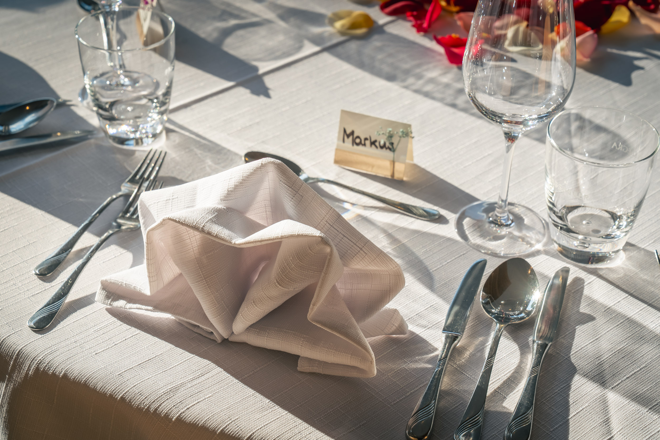 Table decoration for a celebration at Hotel Alpina Brigels